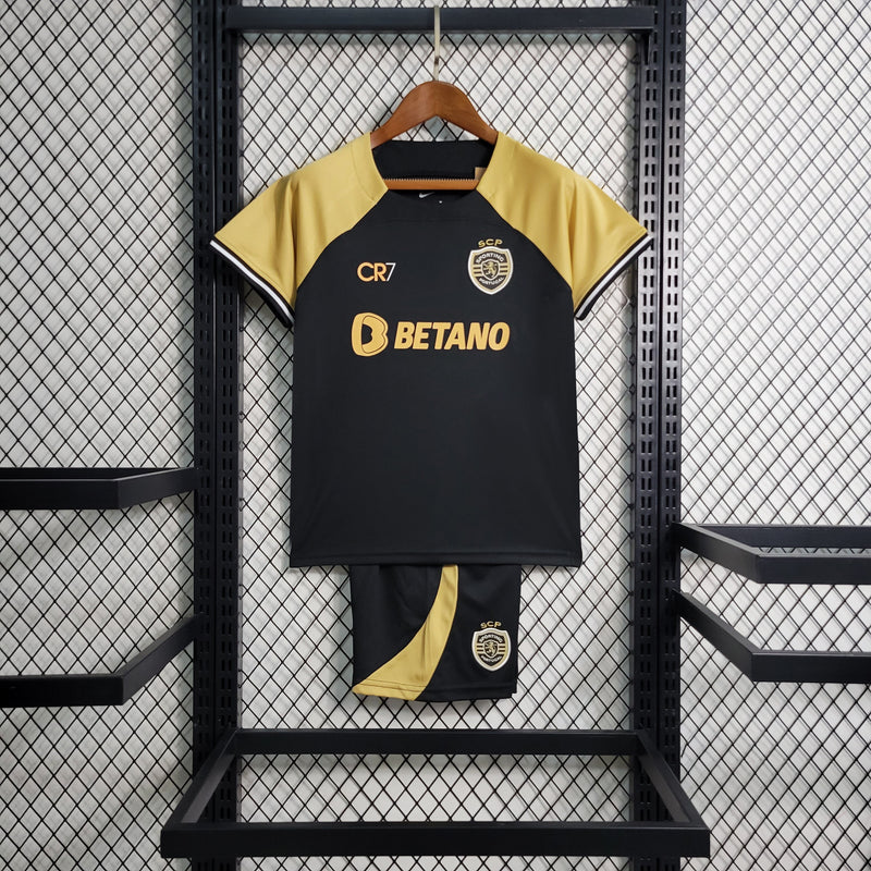 Kit Infantil Sporting edição especial CR7 23/24